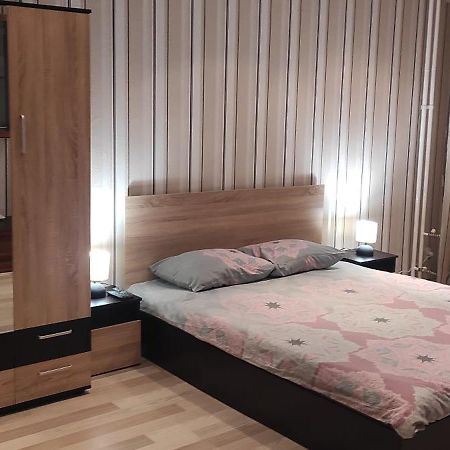 Апартаменты Apartament Kostov Сливен Экстерьер фото